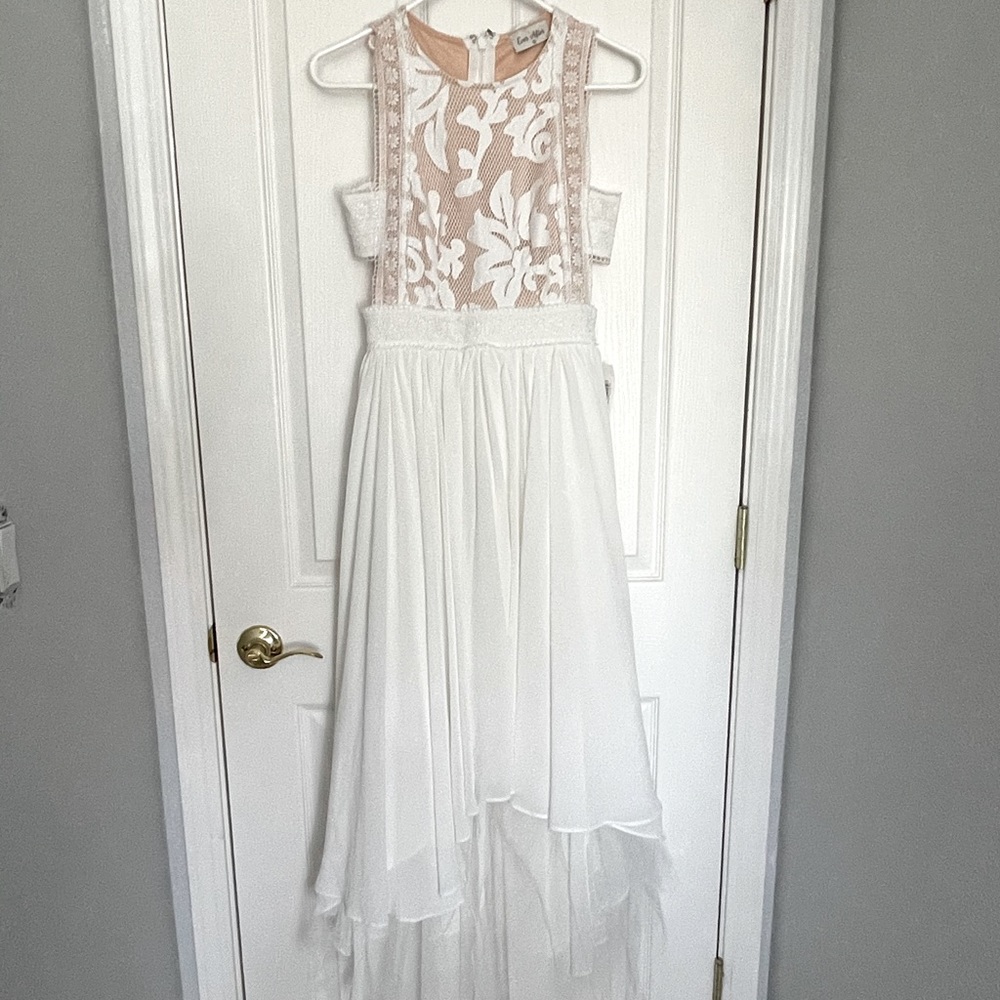 Hi Low White Maxi